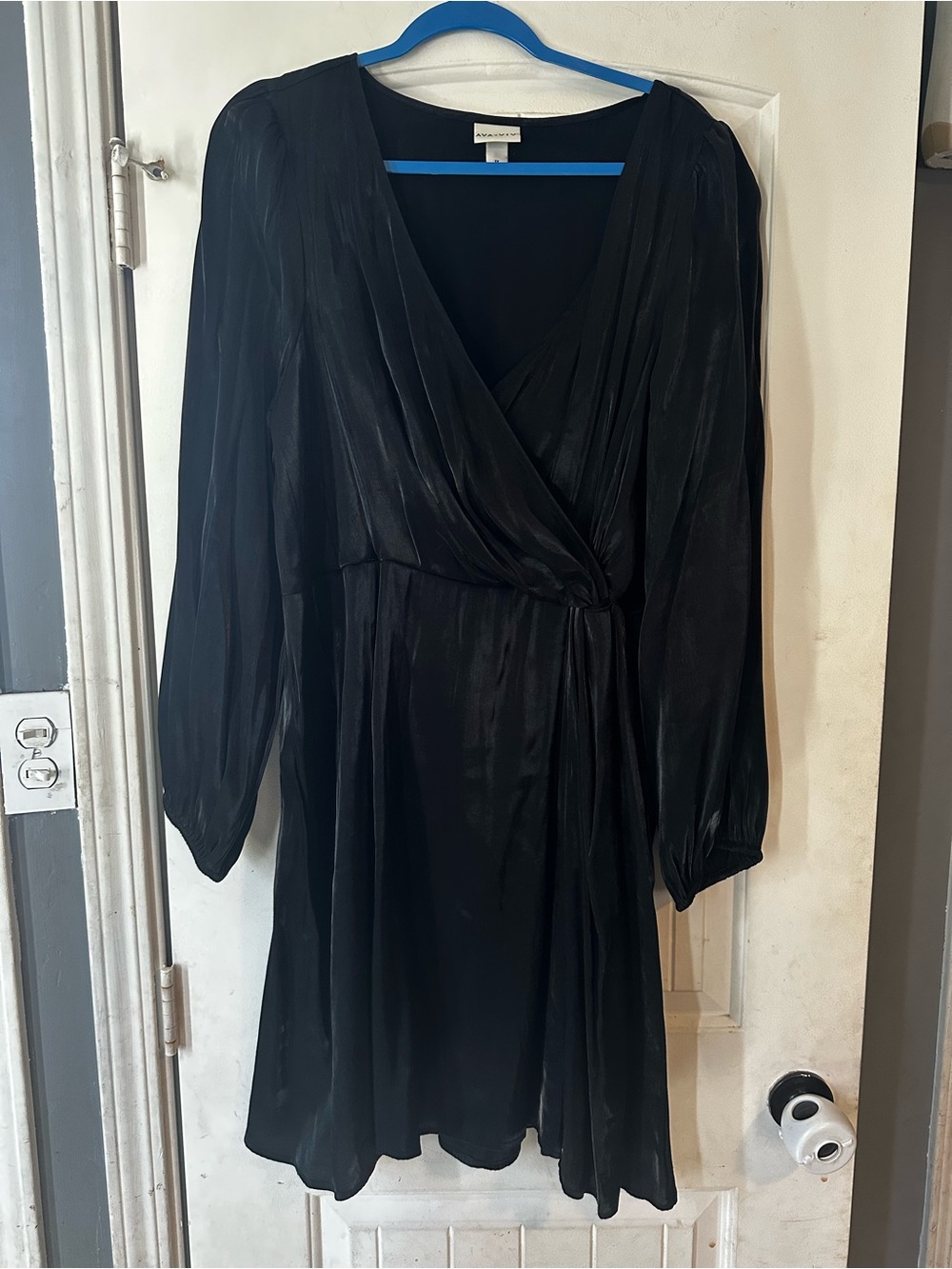 AVA & VIV Black Long Sleeve Shimmery Wrap Deep V Neck Midi Dress